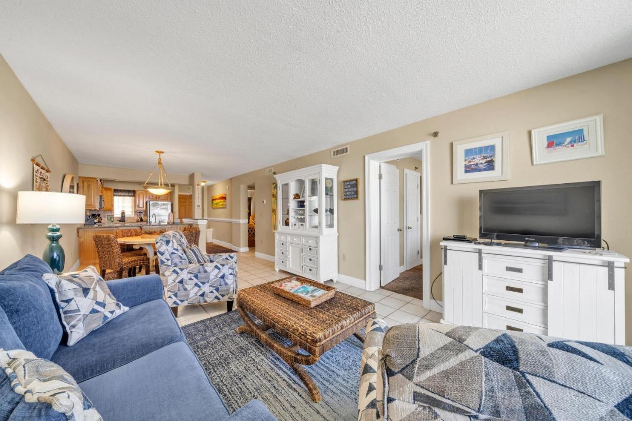 On The Gulf 403 - Is A Beautiful Front With A Great View Of The Gulf * Destin